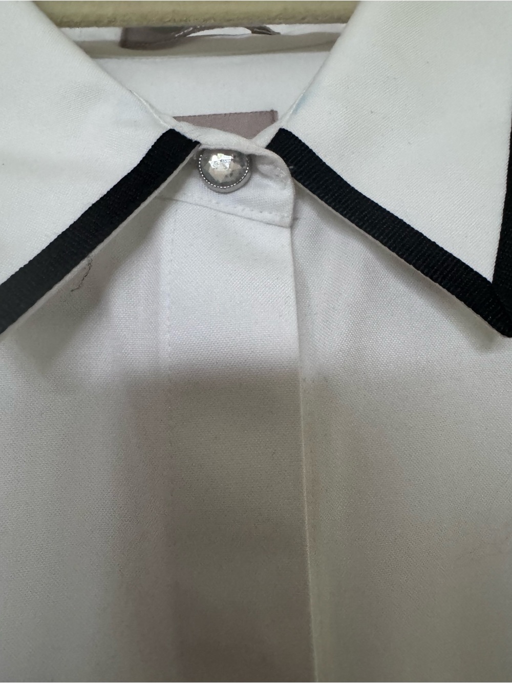 Chico's High-Low White Button-Down Shirt with Black Trim and Rhinestone Buttons. - Picture 4 of 6